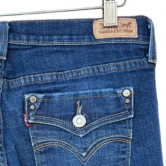 Levi's Women's 505 Straight Leg Roll Cuff Size 29 Waist x 32 Length - Picture 7 of 7